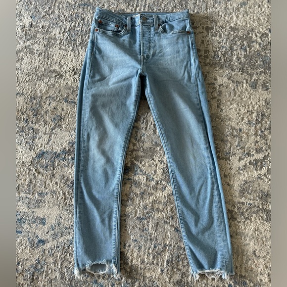 Levis Wedgie Skinny size 28 jeans - Picture 4 of 4